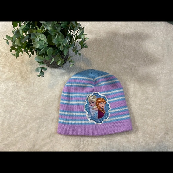 Other - Disney frozen anna & elsa beanie hat